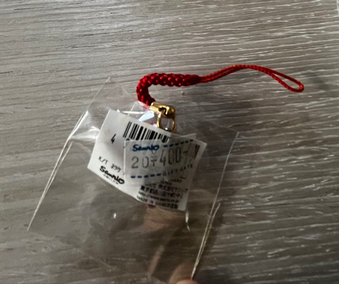 激レア◎USJ限定◎ピンクのスポーツカーでドライブキティ◎根付けストラップ