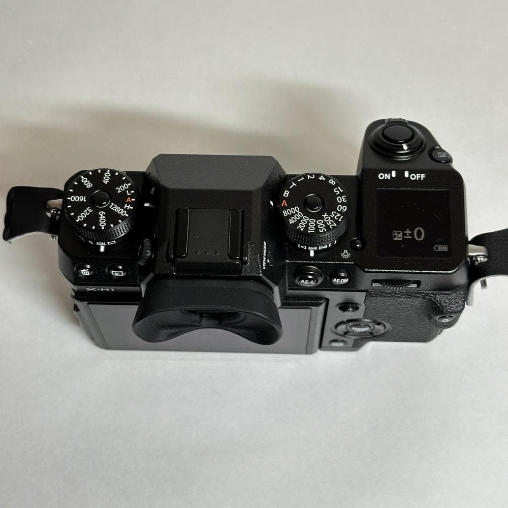 美品｜FUJIFILM X-H1 ボディ（付属品完備・箱無し）