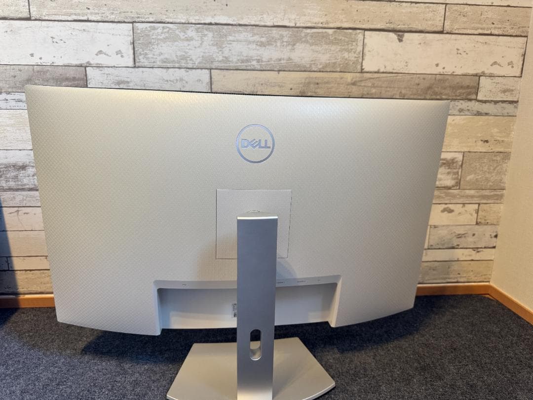 Dell 31.55インチ 曲面モニター S3222HS