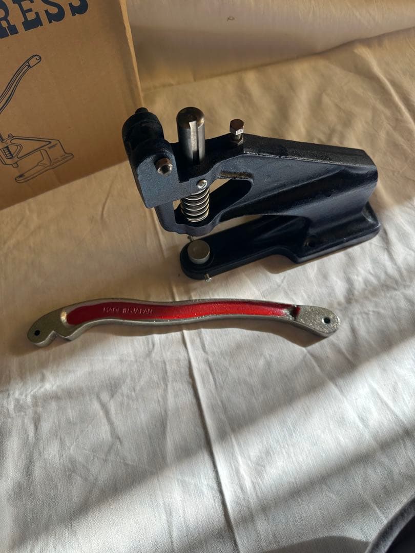 ハンドプレス 手動プレス機　ハンドプレス機M型　ハンドメイド　プレス機　おまけ付