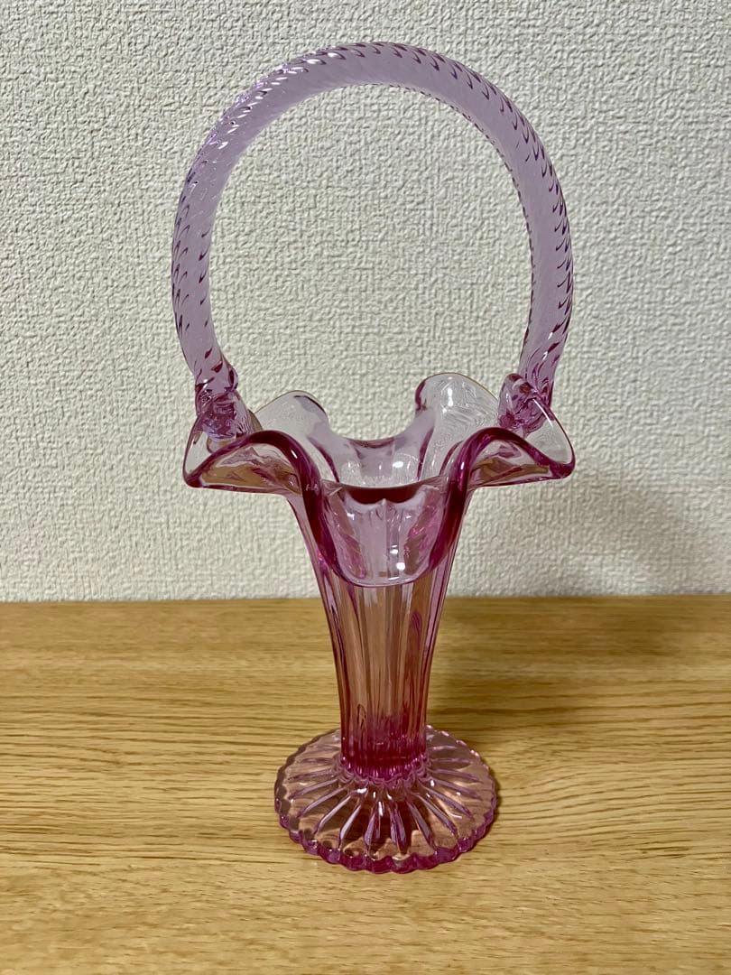 フェントン ピンク バスケット/小物入れ/花瓶/フラワーベース - メルカリ