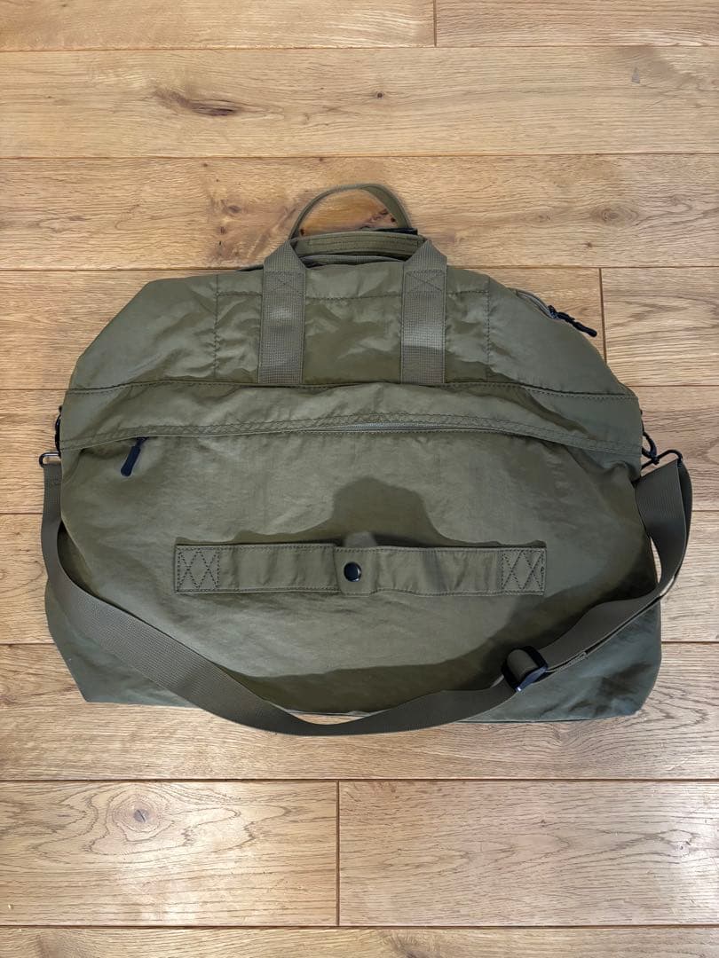 ear オリーブグリーン ショルダーバッグ 大容量