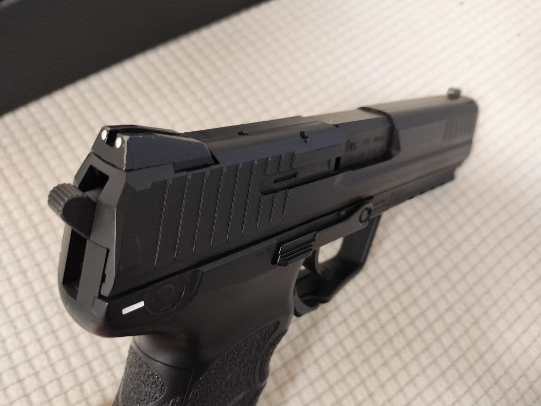 東京マルイ HK45 電動ガン 100連マガジン、バッテリー、充電器付