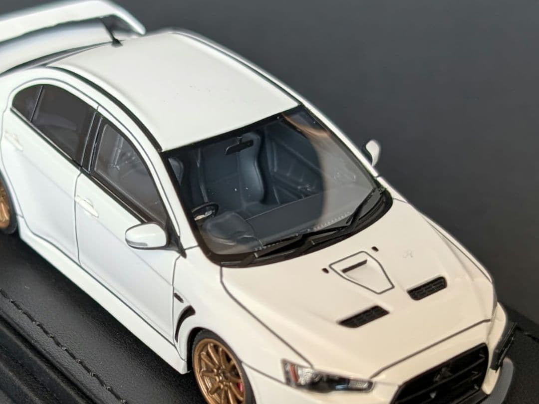 イグニッションモデル 1/43 ランサーエボリューション X CZ4A