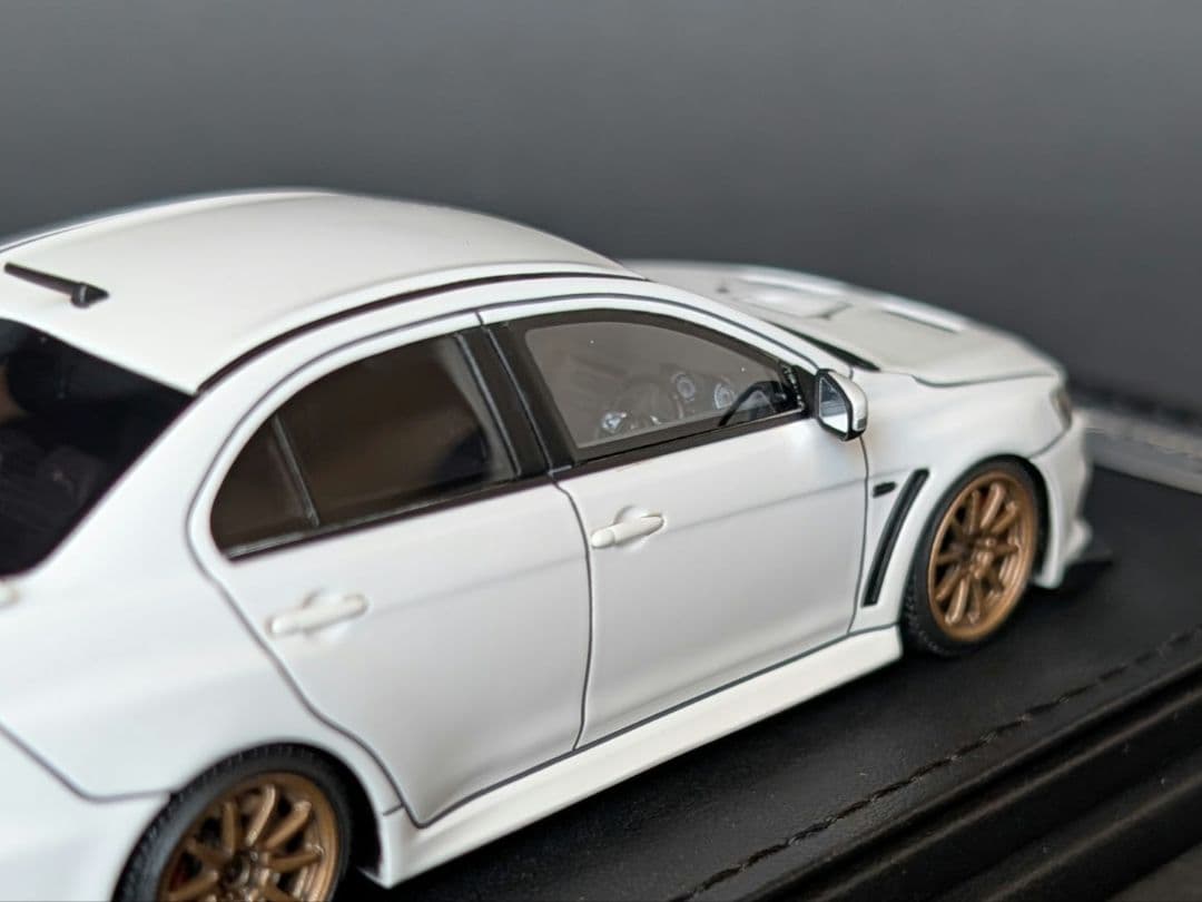 イグニッションモデル 1/43 ランサーエボリューション X CZ4A