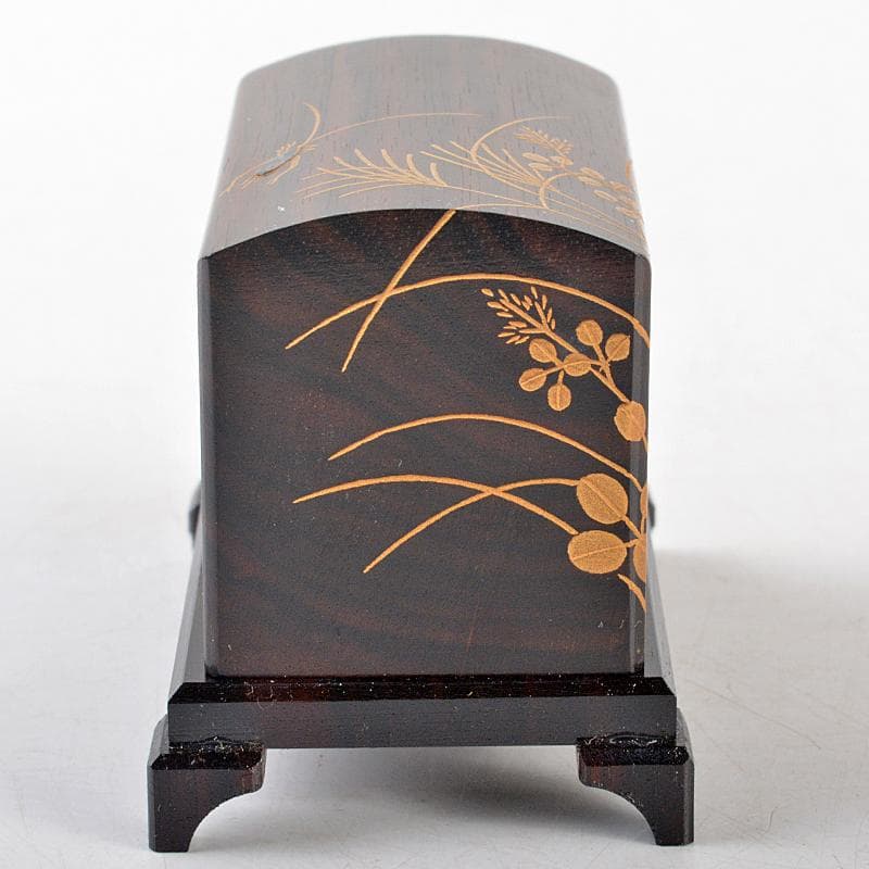 茶道具　山中塗　道場宗廣作　虫に秋草　黒檀虫篭蒔絵　香合　共箱　M　R5279