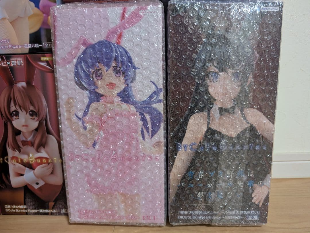 バニーフィギュアセット　リゼロ　レム　ラム　時崎狂三　桜島麻衣　羽入　長門有希