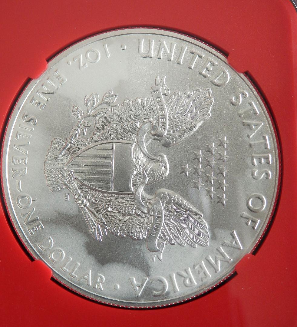 アメリカ2021年イーグル1ドル銀貨 トランプ赤ラベル NGC/MS70ER