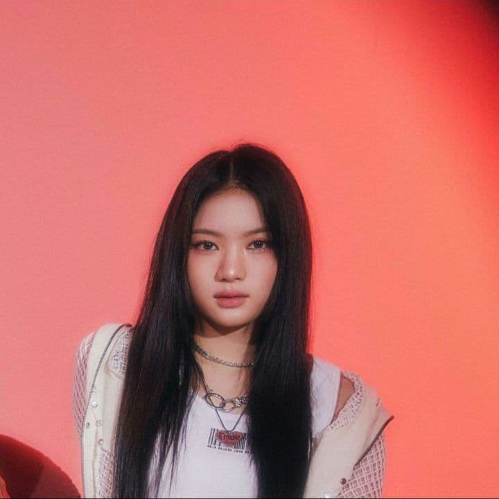 STAYC アイサ 直筆サイン入り チェキ - メルカリ