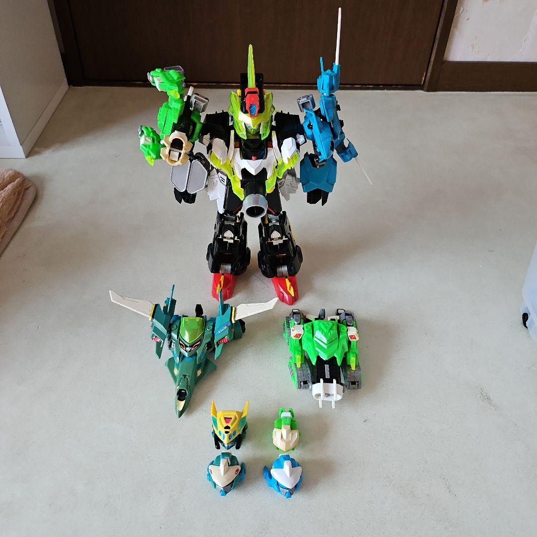 稀少品 Vビーダアーマー ビーダキャリバー Bビーダマン爆外伝V