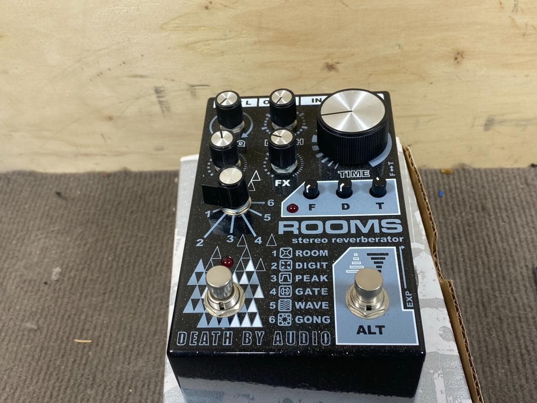 612 death by audio ROOMS リバーブ