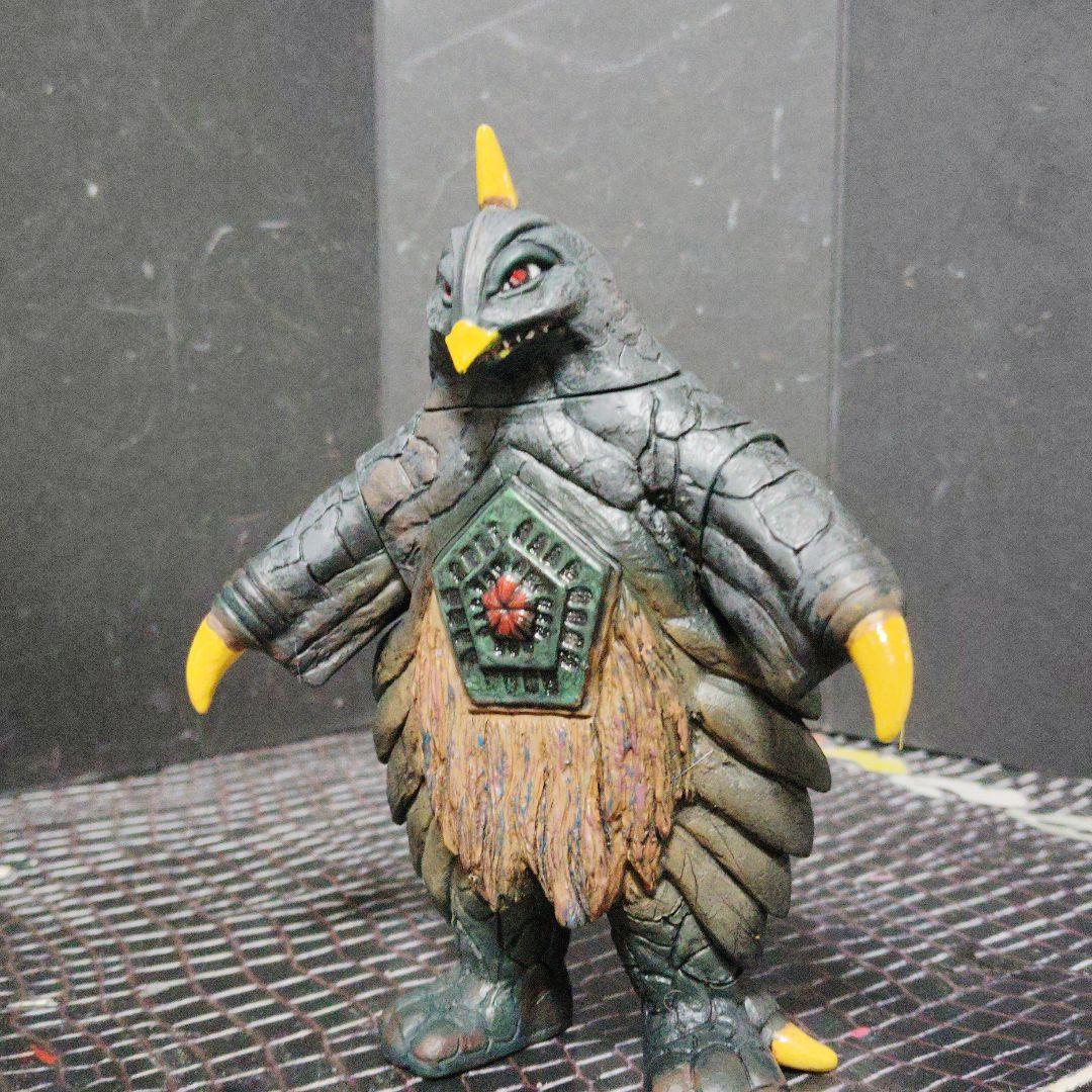 大特価ウルトラ現行ソフビ怪獣（グドン.ツインテール.ベムスター.ブラックキング）