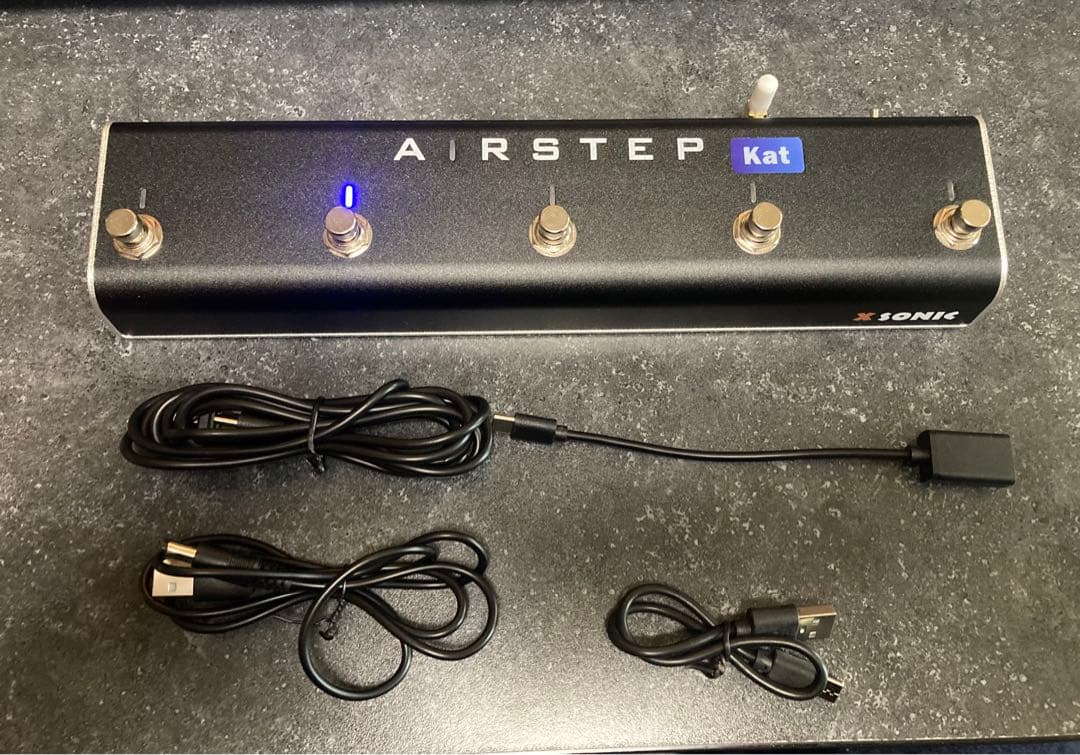 AIRSTEP Kat ギターエフェクターコントローラー B-Stock] AIRSTEP BW Edition | Purchase | XSONIC