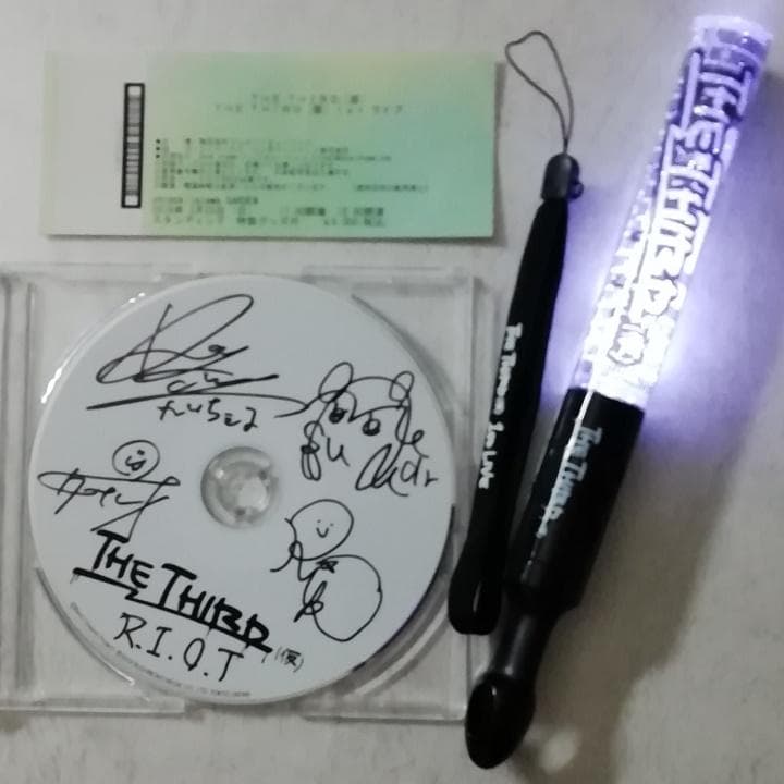 THE THIRD (仮)直筆サインCD ペンライト