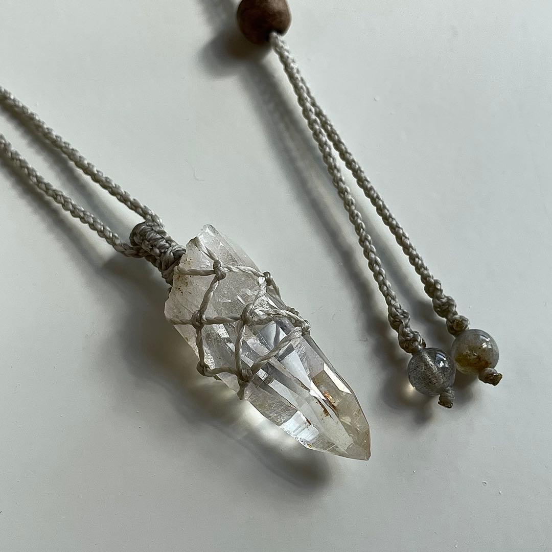 ヒマラヤ水晶 ガネッシュヒマール ＊ マクラメペンダント ネックレス ①