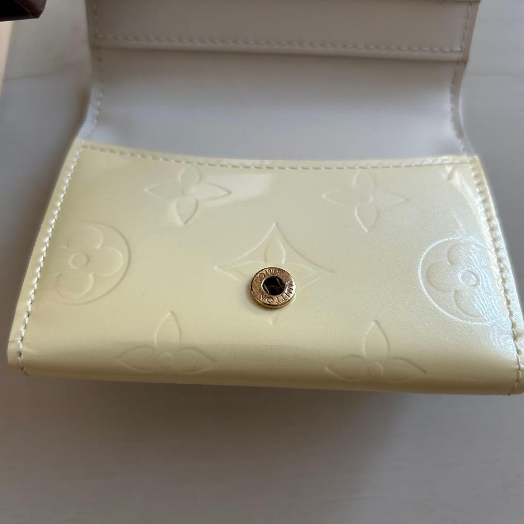 年末セール❗️ルイヴィトン ヴェルニ ラドロー ケース イエロー