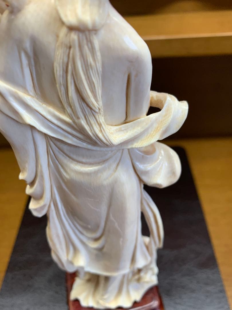 天然素材】東洋美人像 彫刻細密 飾り物 高さ26cm 天然素材】東洋美人像