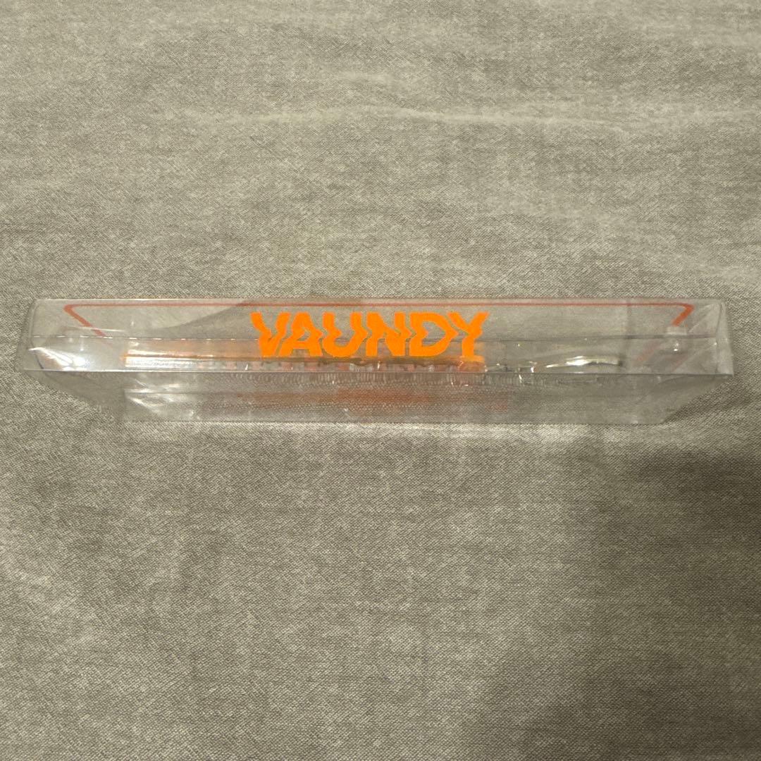 Vaundy replica ZERO ロゴキーホルダー - メルカリ