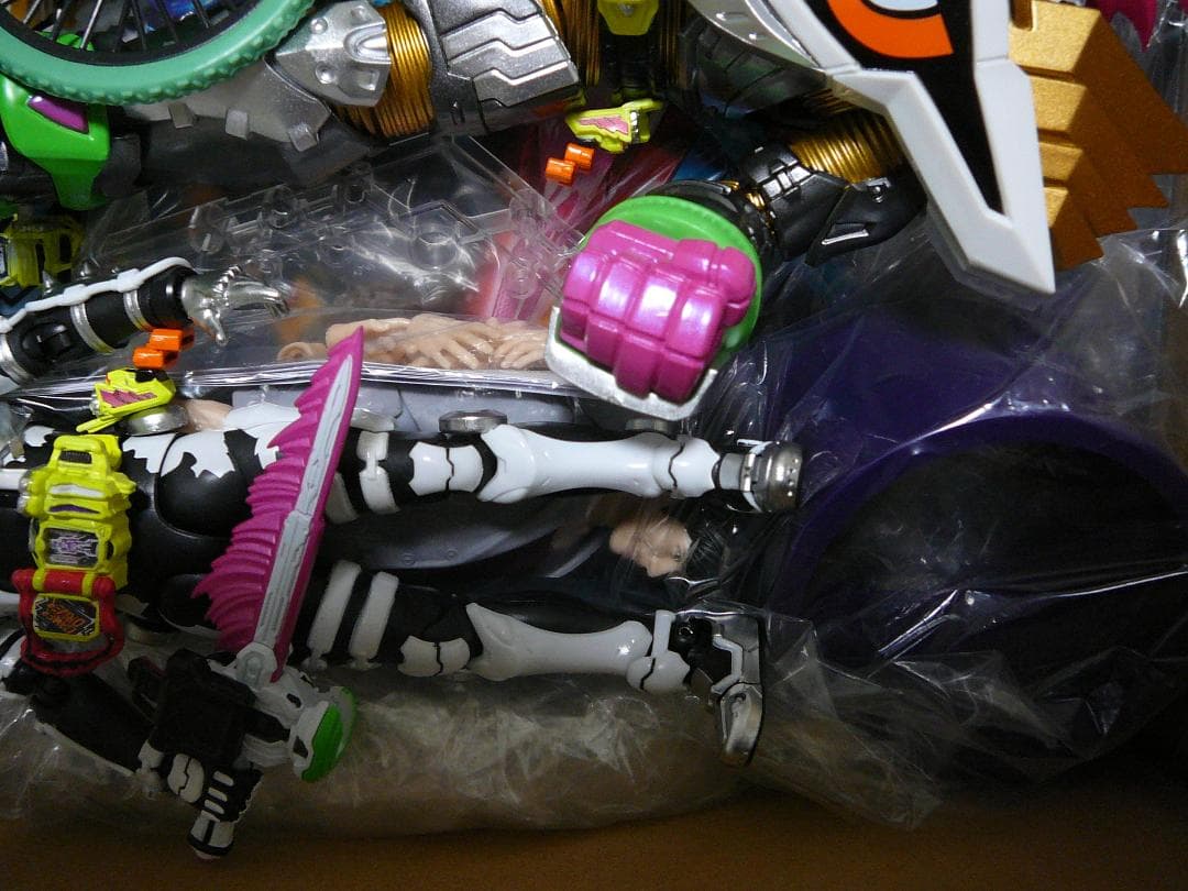 画像８付　フィギュアーツ　エグゼイド　セット