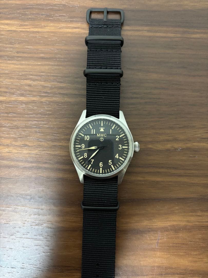 【超美品】MWC ミリタリーウォッチ　「アビエーター」/NATOベルト（BK）付