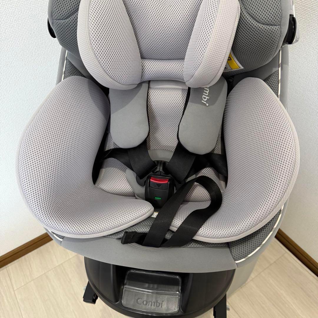 【極美品】Combi コンビ クルムーヴ アドバンス ISOFIX JP-590