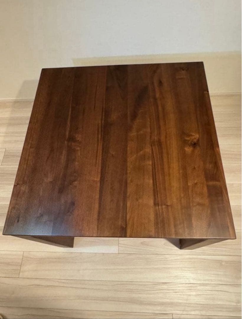 Ocha 無垢材ウォルナットテーブル 縦80横80高さ70