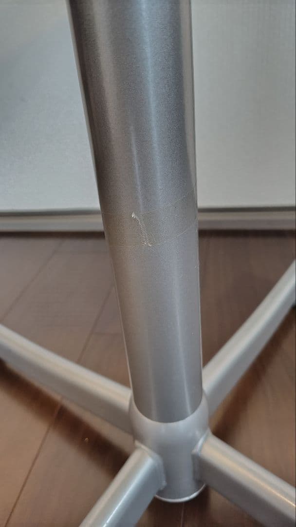 カフェテーブル　A　アジャスター付き 60cm✕70cm　木製天板