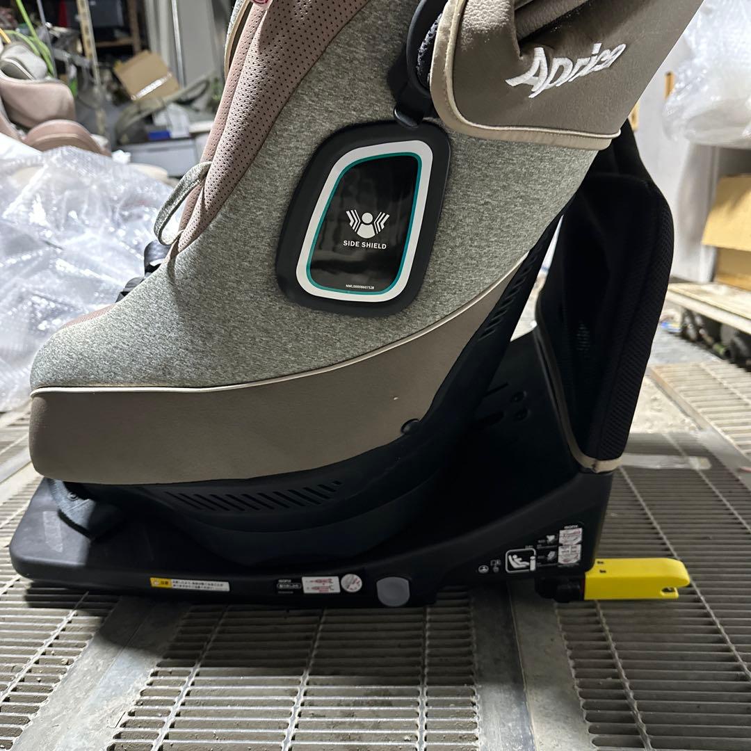 Aprica 車用チャイルドシート クルリラ AC 新生児使用