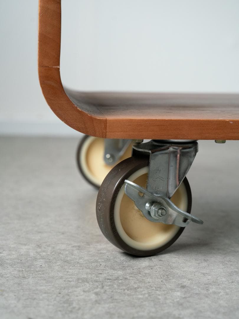 \"boom\" shelf 廃盤 ローボード 曲木 テーブル 北欧 モダン