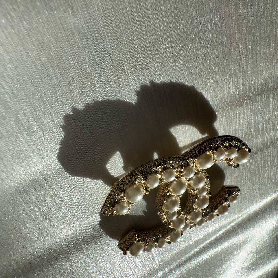 CHANEL ダブルCロゴ ブローチ