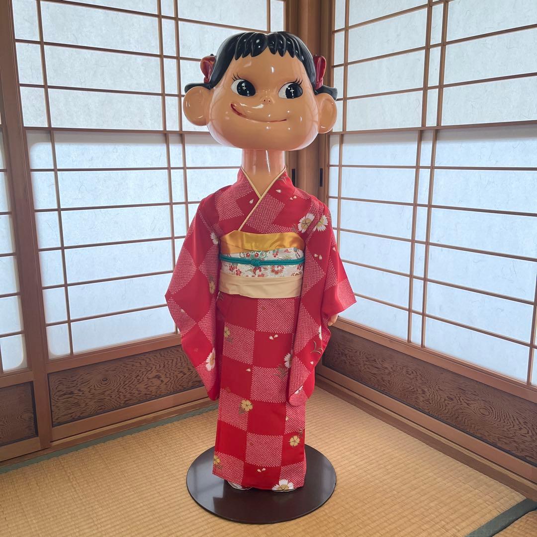 不二家 ペコちゃん 店頭用人形 等身大 着物姿 シリアルナンバー入り