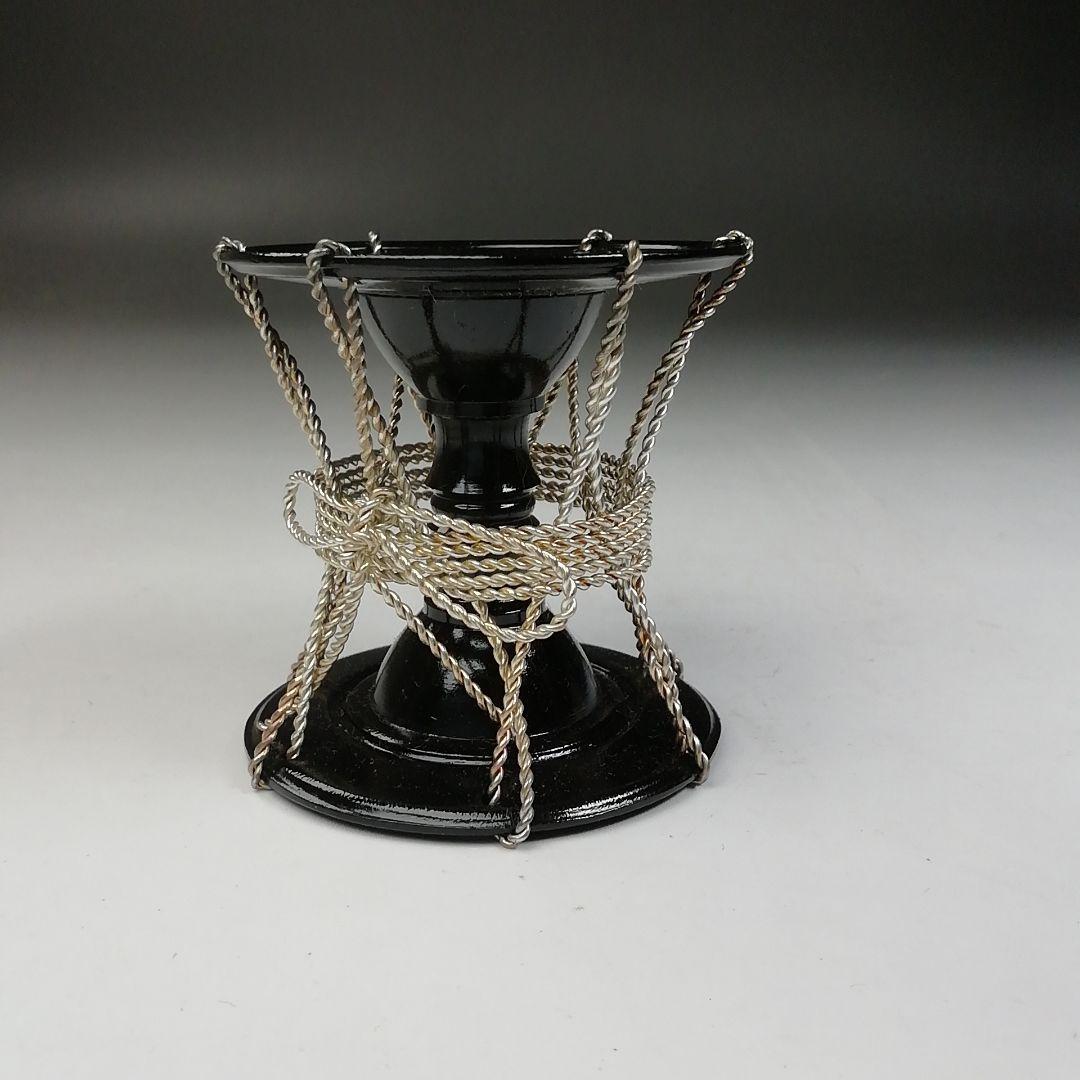 T725 蓋置 『黒漆 銀線紐鼓』『井波慶州』 共箱 茶道具