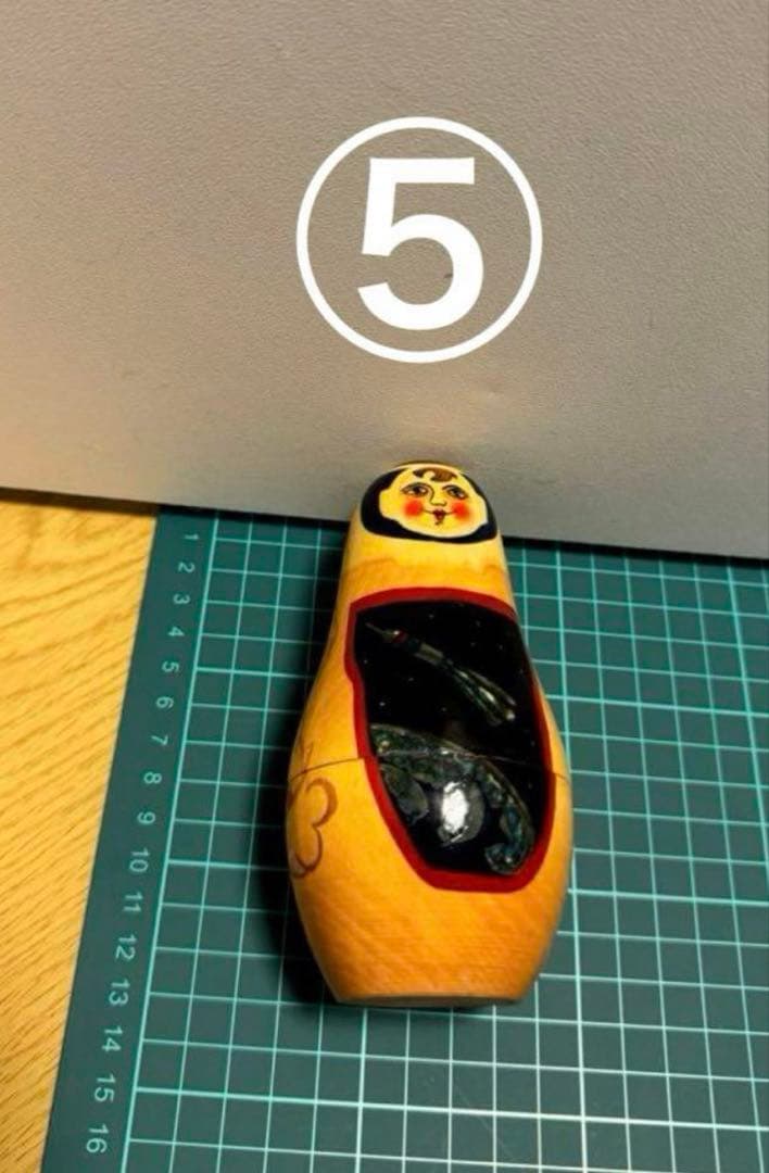 ロシア ヴィンテージ アーティスト 宇宙モチーフの大きなマトリョーシカ9組