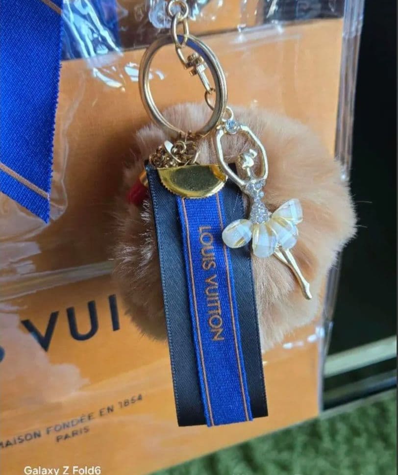 ルイヴィトン ショッパー×クリアトートバッグ チャーム付き - メルカリ