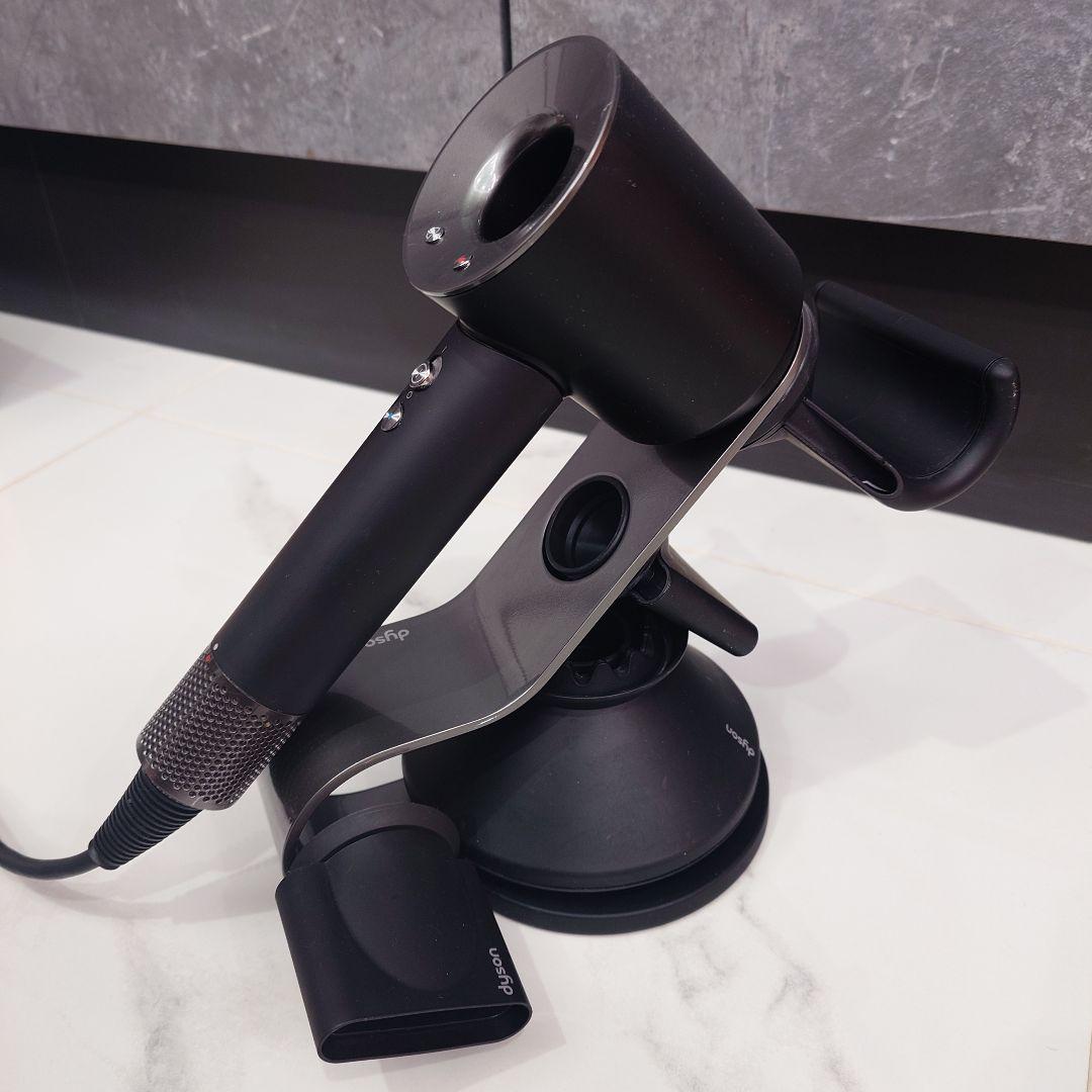 Supersonic Ionic ダイソン ヘアドライヤー HD08 箱付き