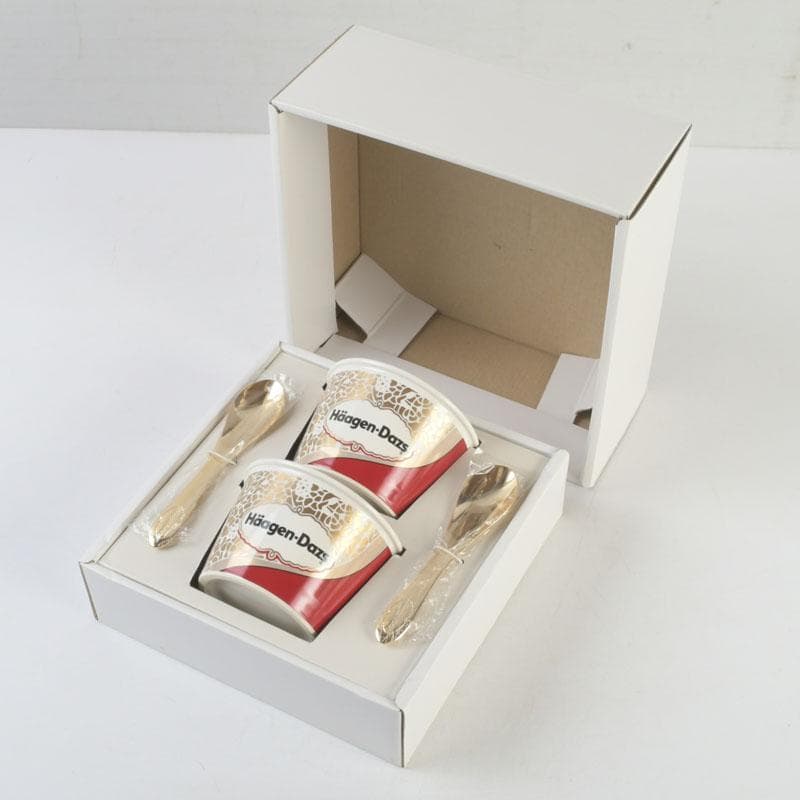 ハーゲンダッツ　スーパープレミアムクラブ　カップ＆スプーン　C　9364