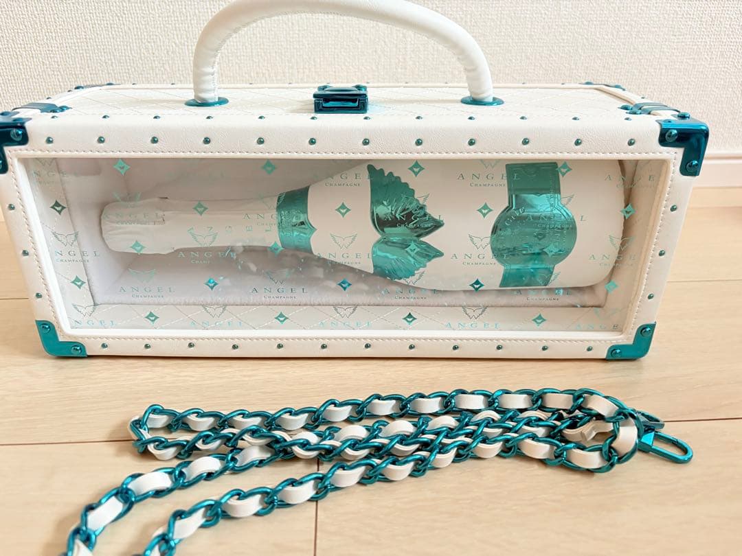 未開封 エンジェル シャンパンホワイトデー リミテッド エディションの