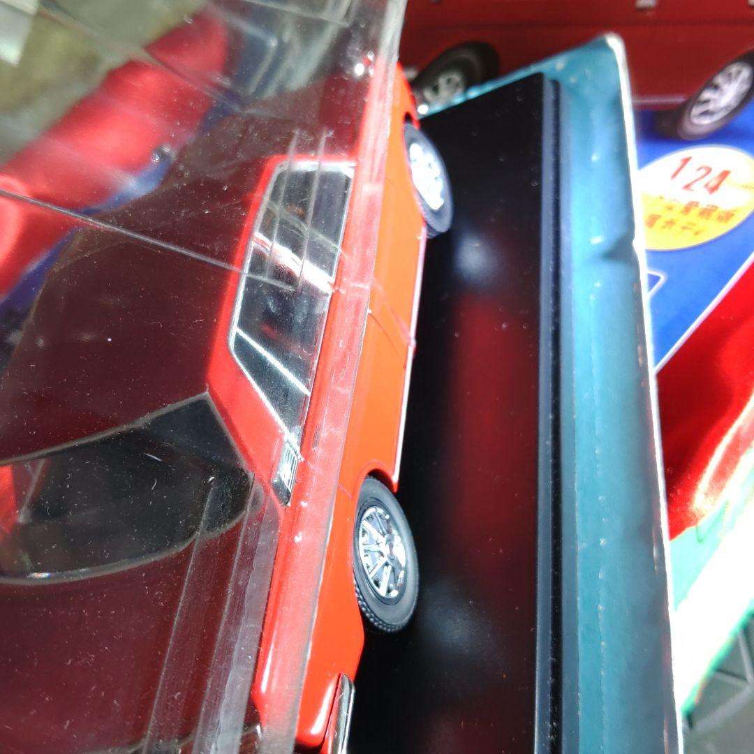 《１３号》1/24国産名車コレクションダットサンブルーバード１６００ＳＳＳ