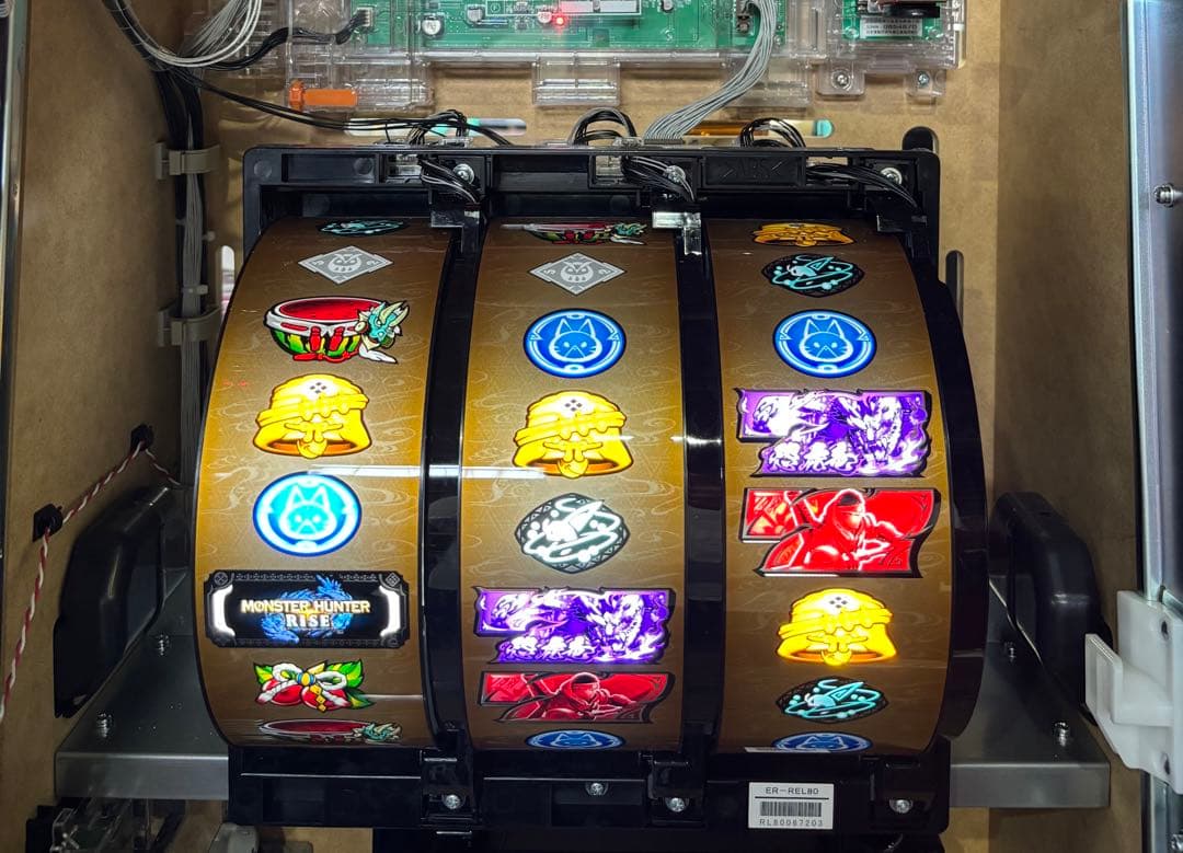よしなりんご様専用❗️】パチスロ実機【L モンスターハンターライズ