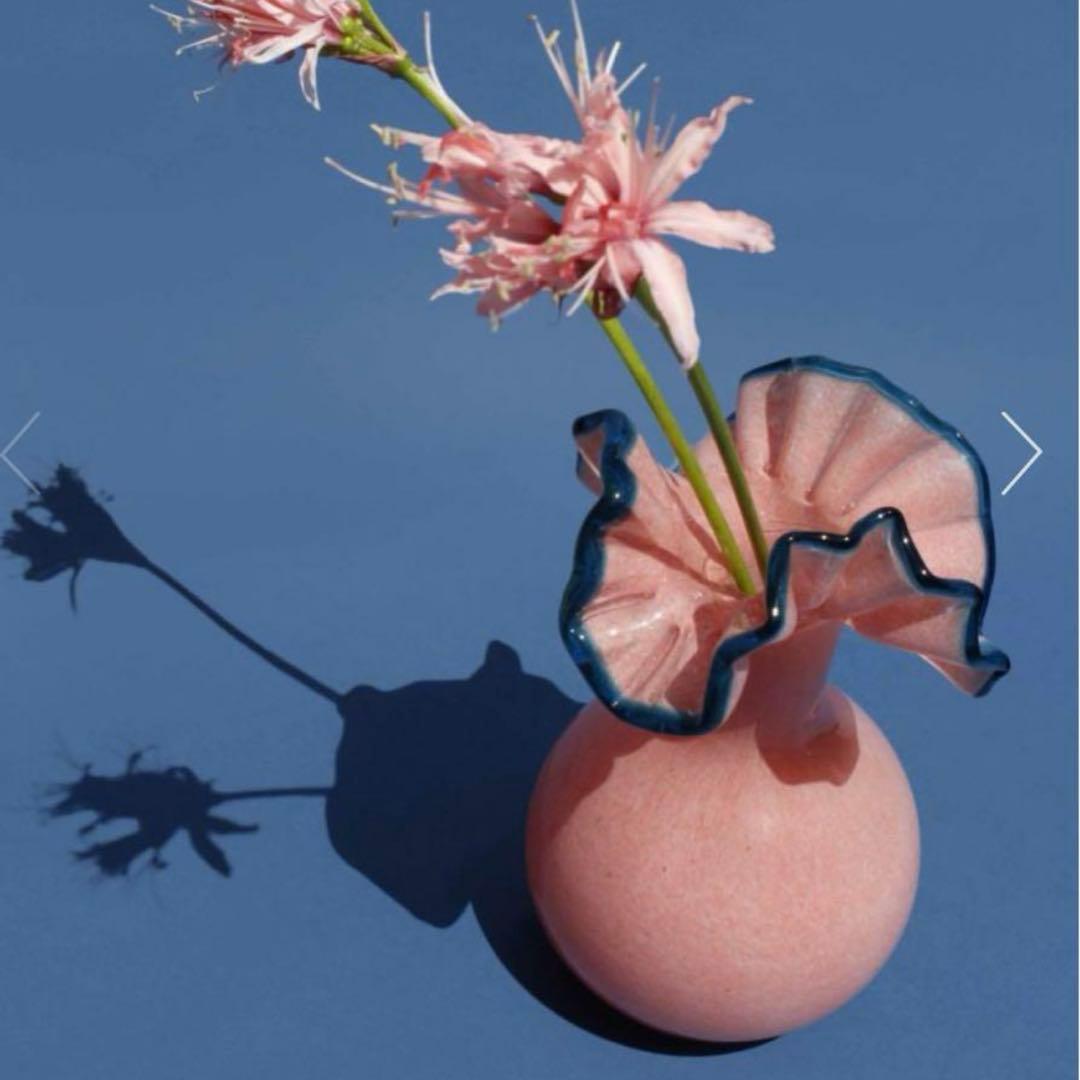 ピンクフリルエッジガラス花瓶