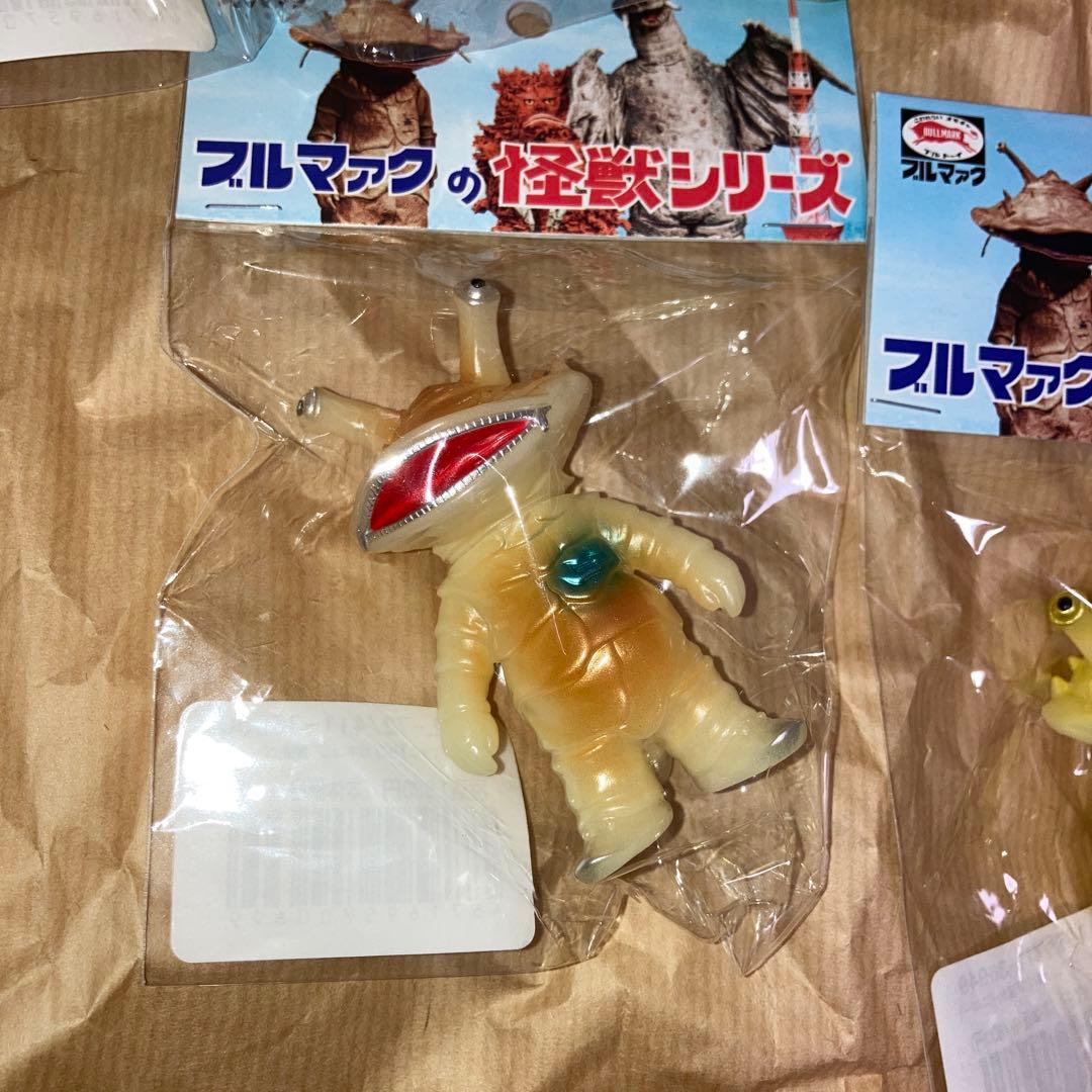 ブルマァク　ちびカネゴン　蓄光5色セット