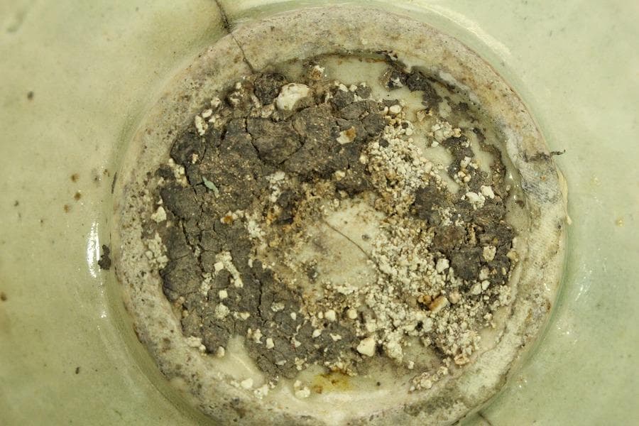 中国美術 青白磁 瓶 時代物(A446) - メルカリ