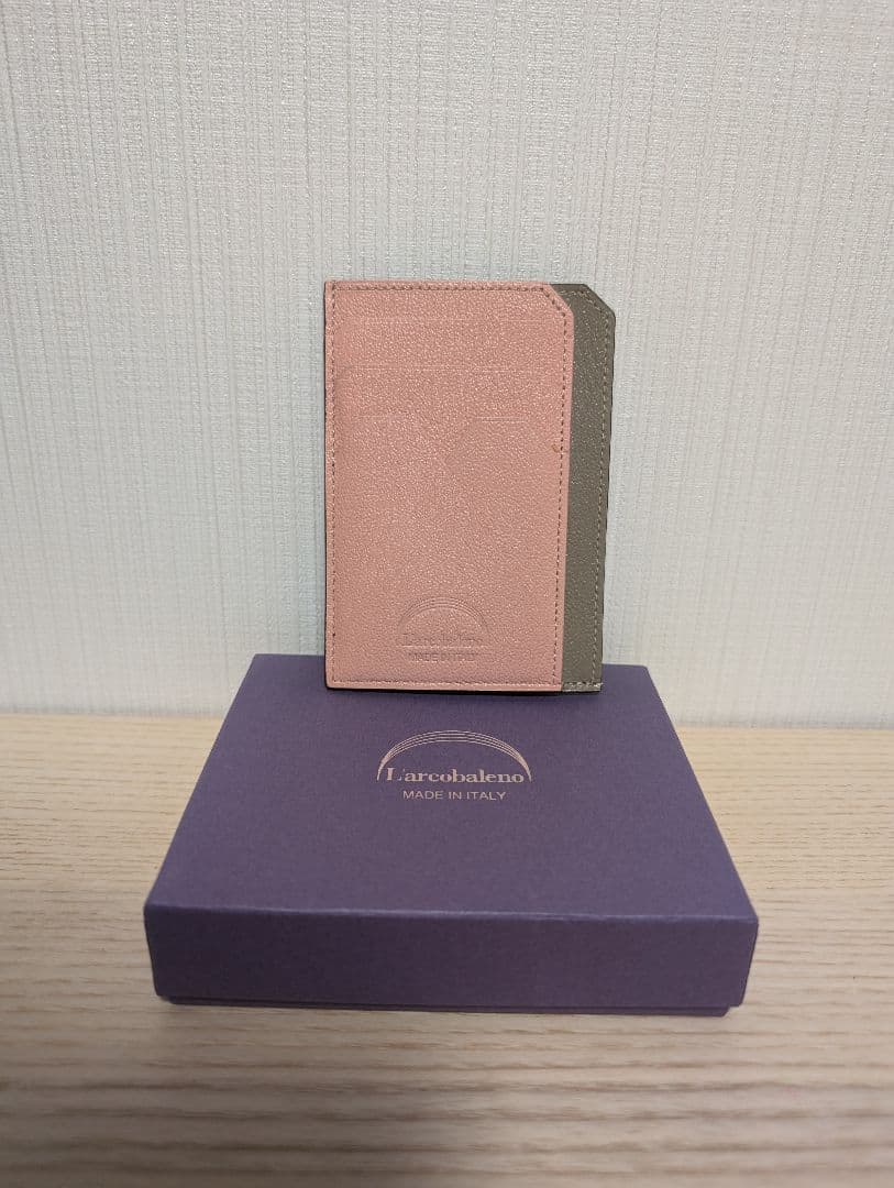 新品　L'arcobaleno　ラルコバレーノ　スマートウォレット