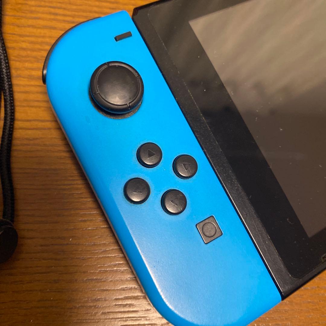 Nintendo Switch 本体 青/赤 Joy-Con 付属品