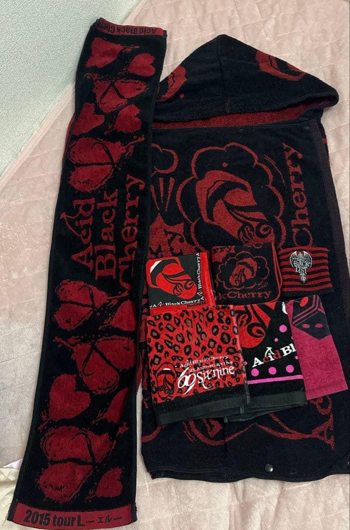 Acid Black Cherry バンダナタオルリストバンドセットグッズ Acid Black Cherry バンダナタオルリストバンドセットグッズ - メルカリ