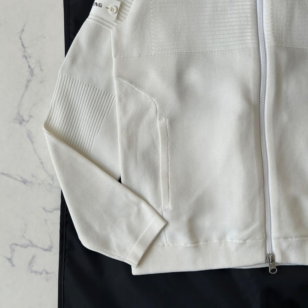 ブリーフィング 2025年モデル ジップアップブルゾン ホワイト レザーロゴ