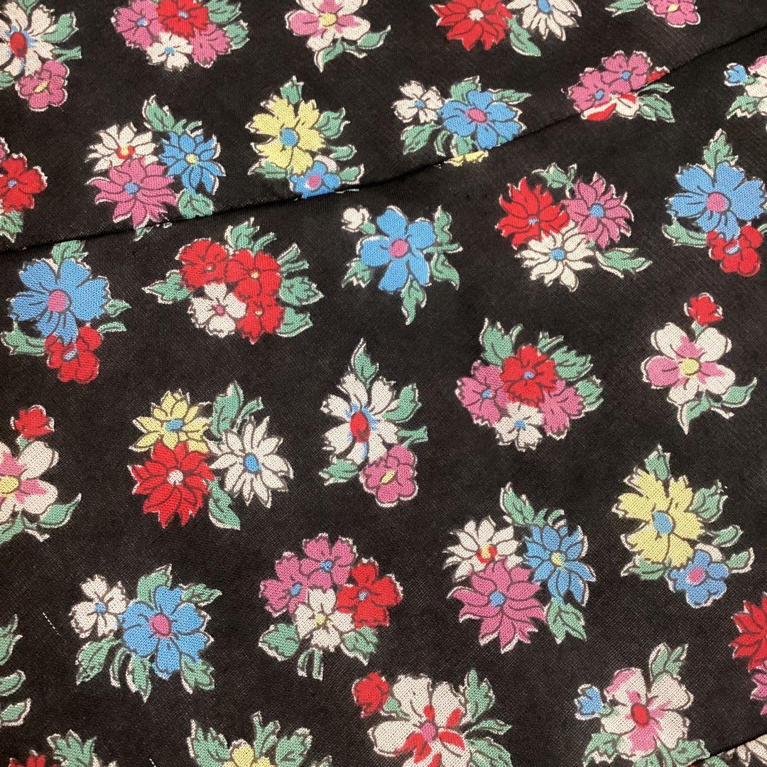 tricot フレアスカート 花柄 黒