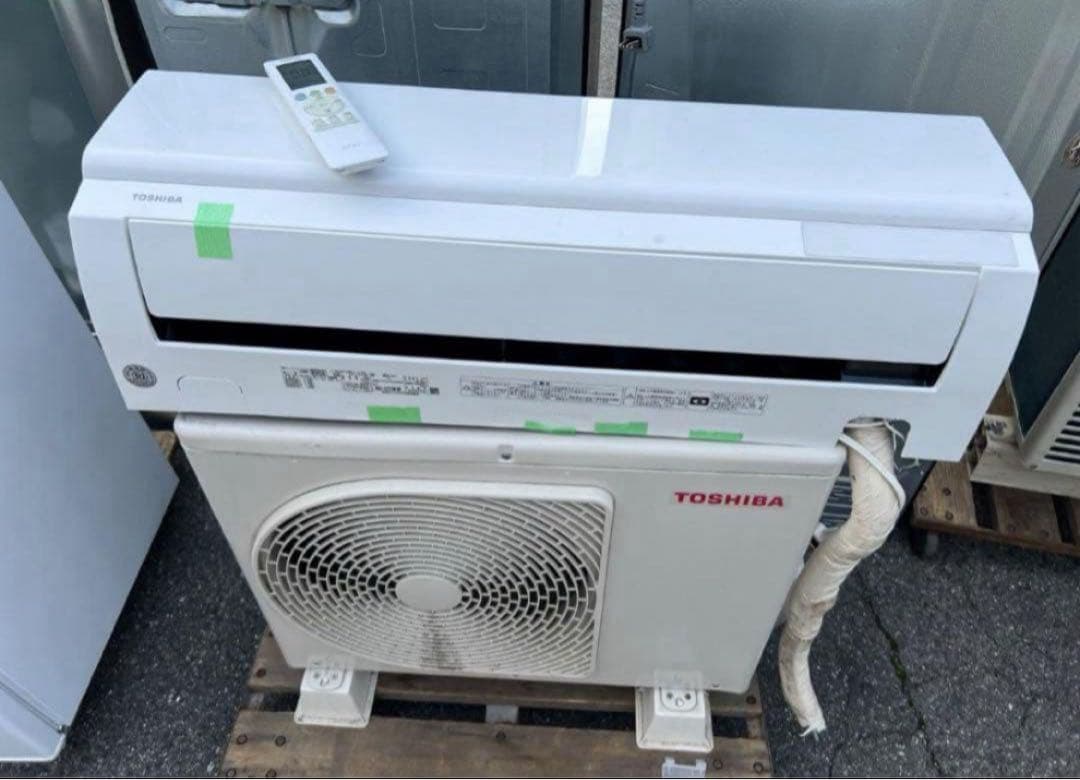 【高年式】2020年式 2.2kw 東芝 エアコン RAS-G221M (W)
