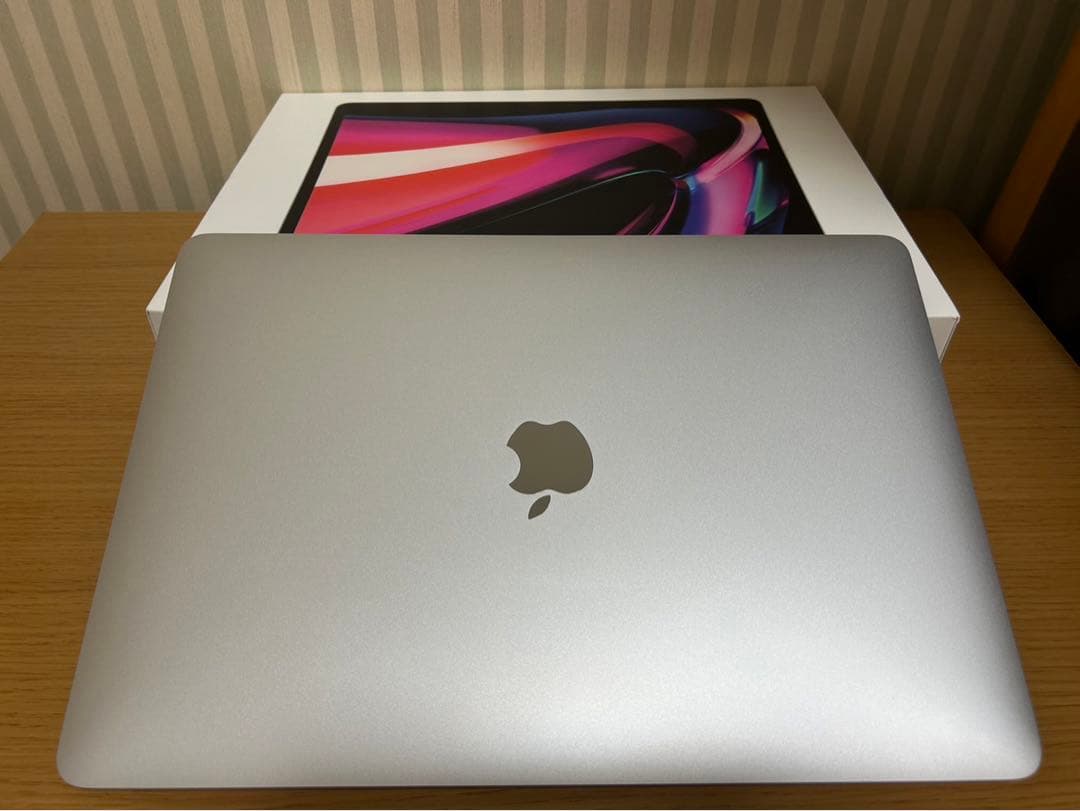 MacBook Pro 16GB 1TB