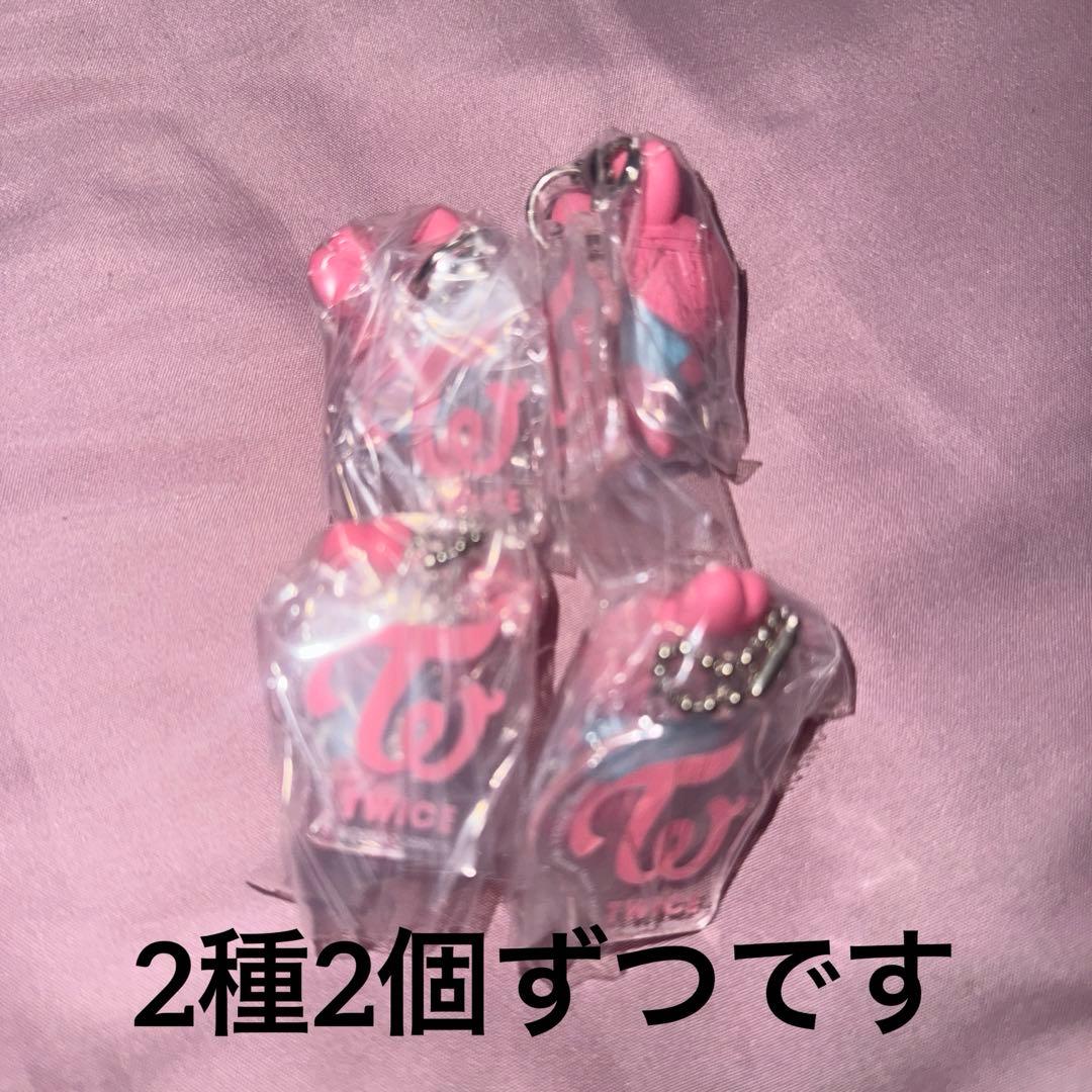 TWICE モモ 缶バッジ まとめ売り - メルカリ